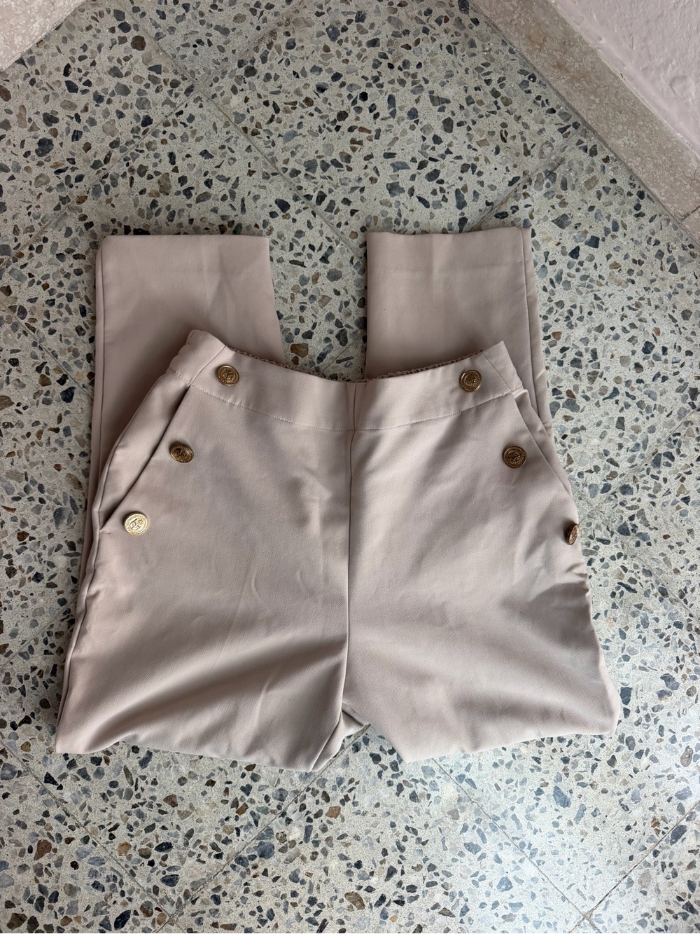 Zara Wide Leg Pants in cream Size large